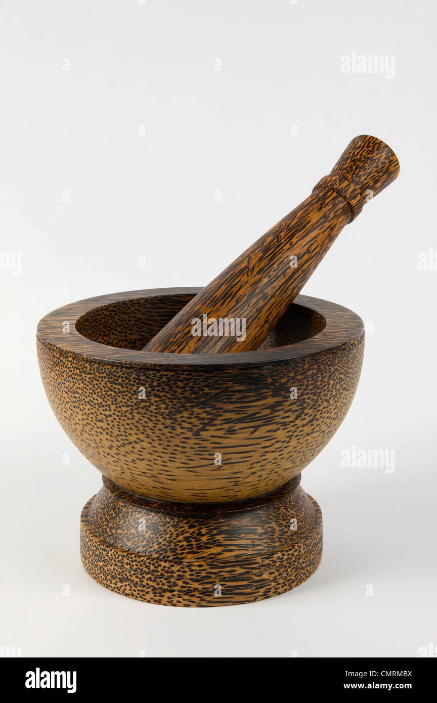 WOODEN MORTAR AND PESTLE Stock Photo Alamy