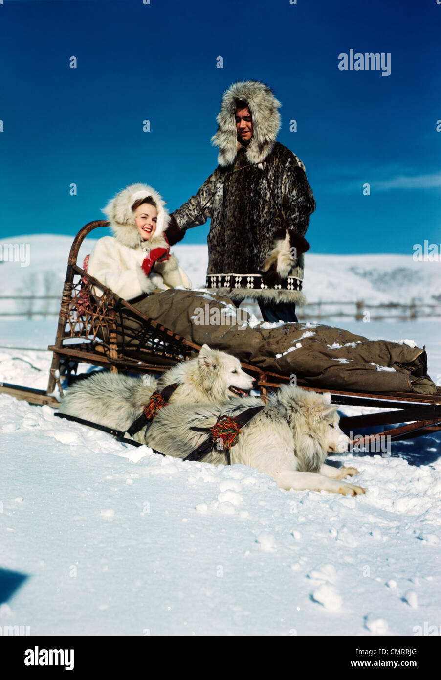 1940s couple man woman sitting hi-res stock photography and images - Alamy