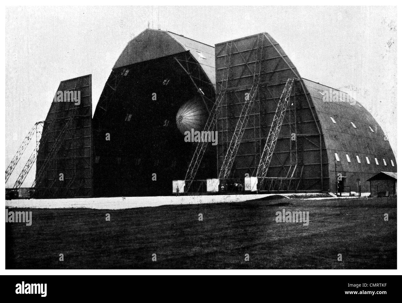 1918 Italian Airship hanger military plane aircraft blimp zeppelin Italy Stock Photo