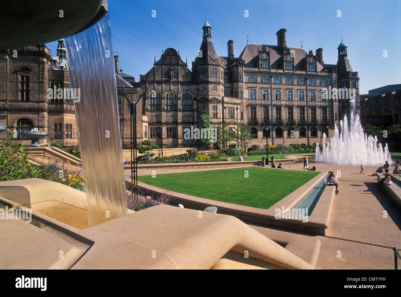 Goodwin fountains hires stock photography and images Alamy