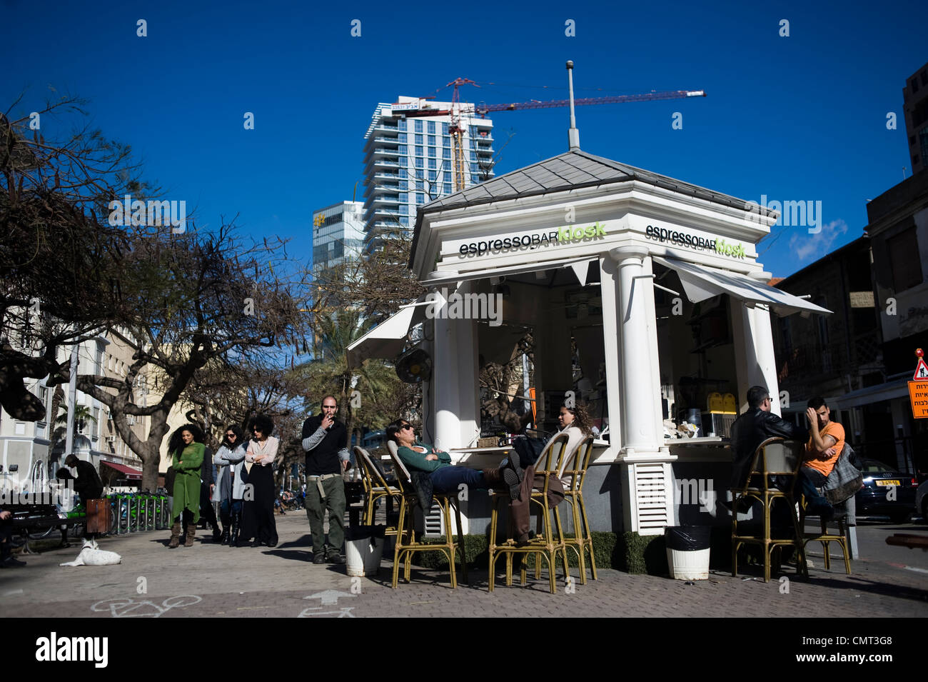 Tel aviv rothschild boulevard hires stock photography and images Alamy