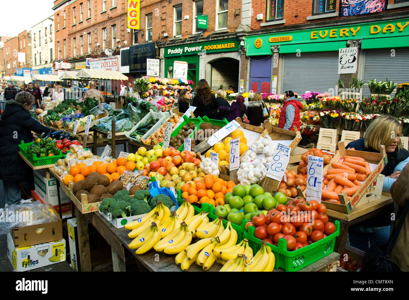 The famous Moore Street fruit and vegetable market in Dublin City center, Ireland Stock Photo