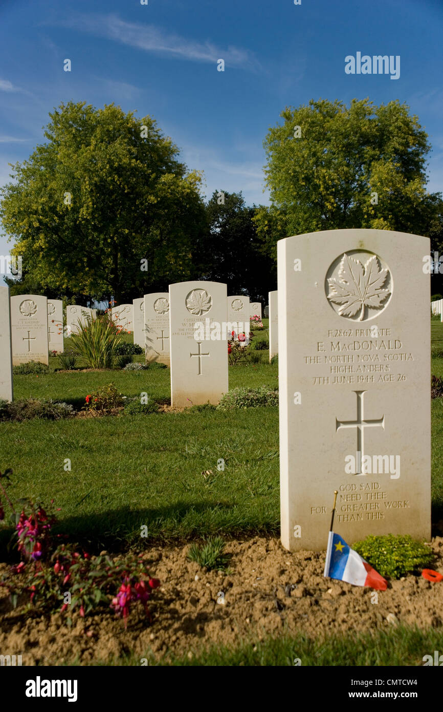 Commonwealth War Graves Commision Canadian Cemetery at Beny sur Mer,Normandy arising from D Day and subsequent battles Stock Photo