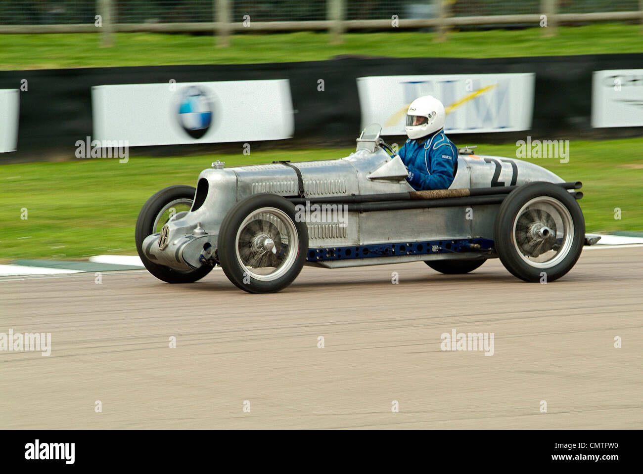 Goodwood festival of speed classic car racing Stock Photo Alamy
