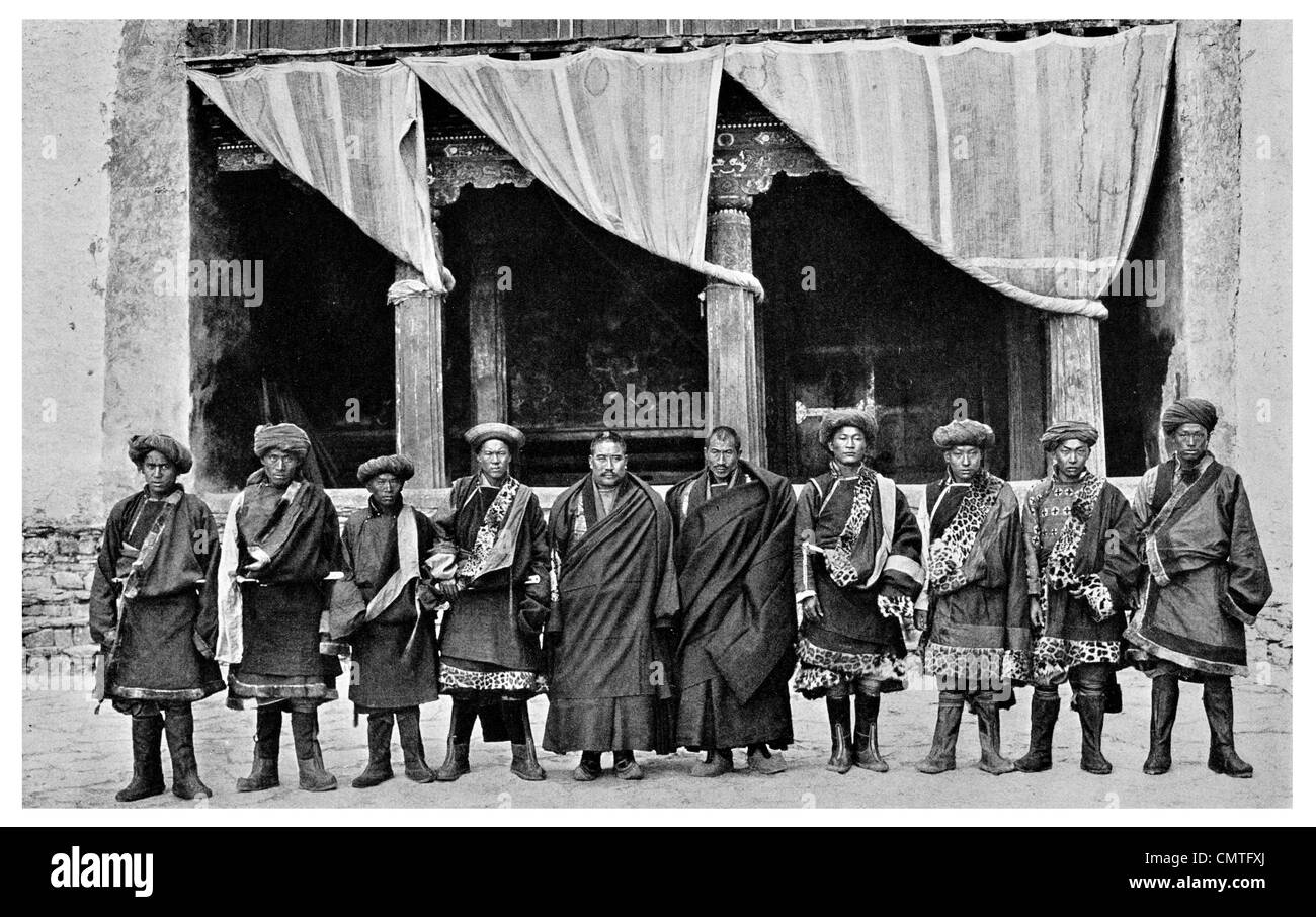 1925 Bodyguard of the lama King of Muli Palace Temple Stock Photo