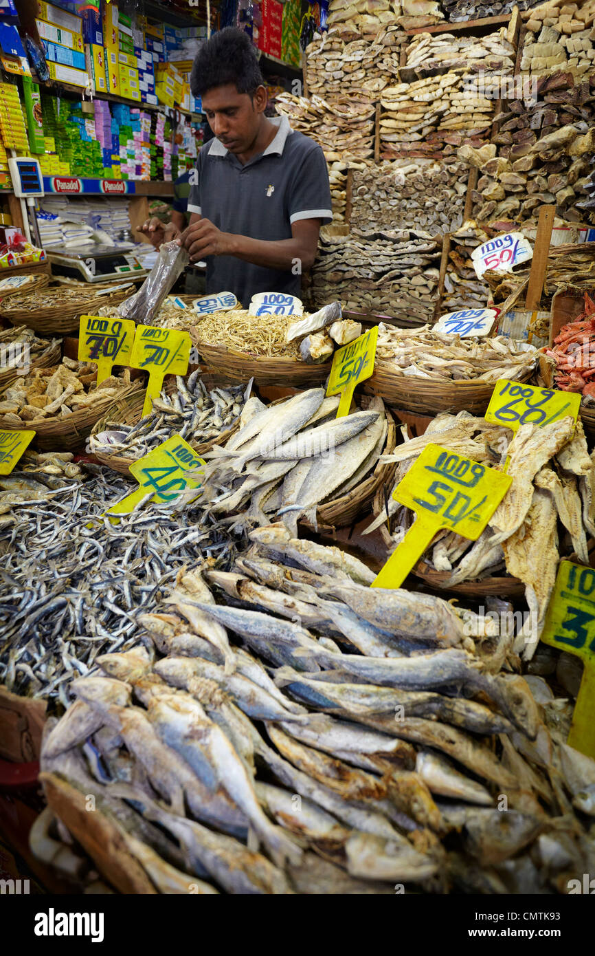 Sri Lanka - Nuwara Eliya, Kandy province, dried and salted fish at the market Stock Photo
