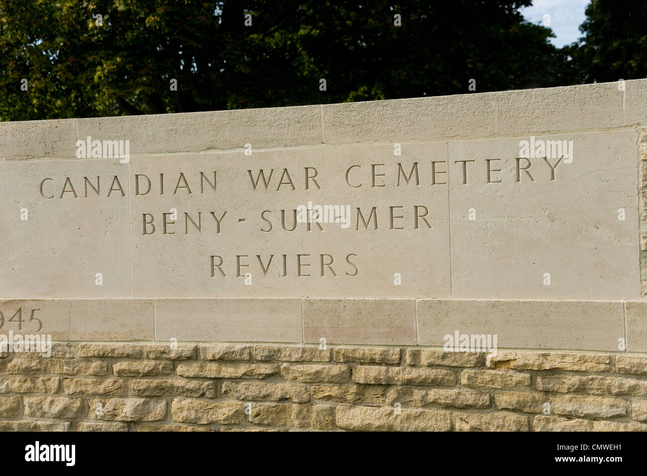 Commonwealth War Graves Commision Canadian Cemetery at Beny sur Mer,Normandy arising from D Day and subsequent battles Stock Photo