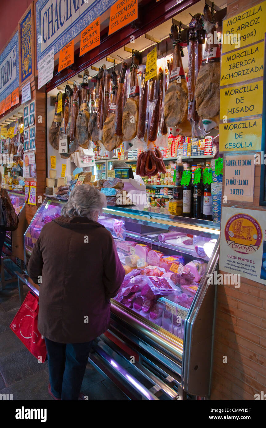 Mercado de triana hi-res stock photography and images - Alamy