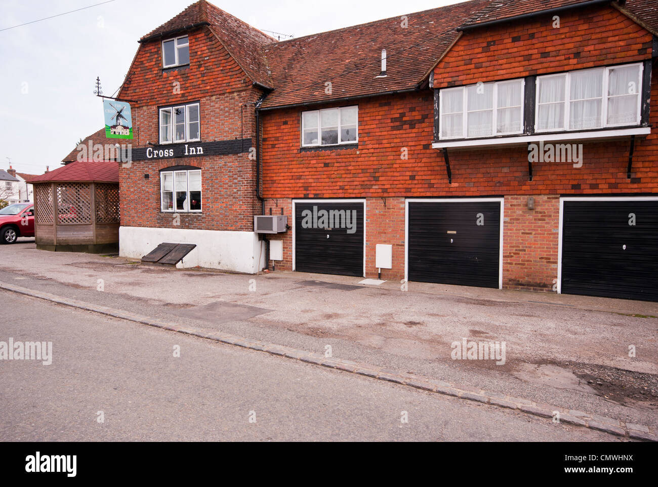 The Cross Inn Staplecross East Sussex Uk Village Pub Pubs Stock Photo