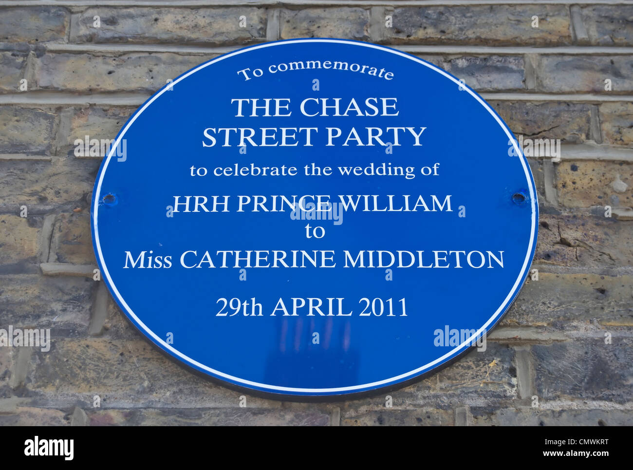 blue plaque commemorating a street party held in the chase, clapham