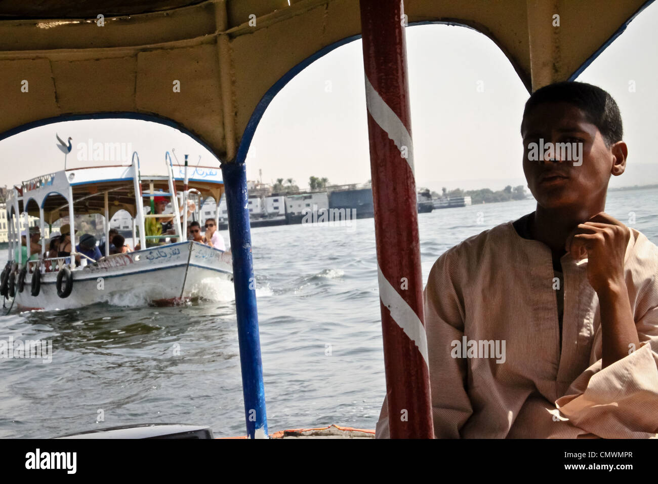 Egyptian boat hi-res stock photography and images - Alamy