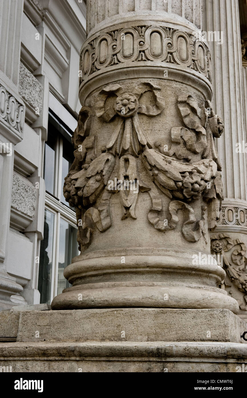 A decorative Greek column design Stock Photo Alamy