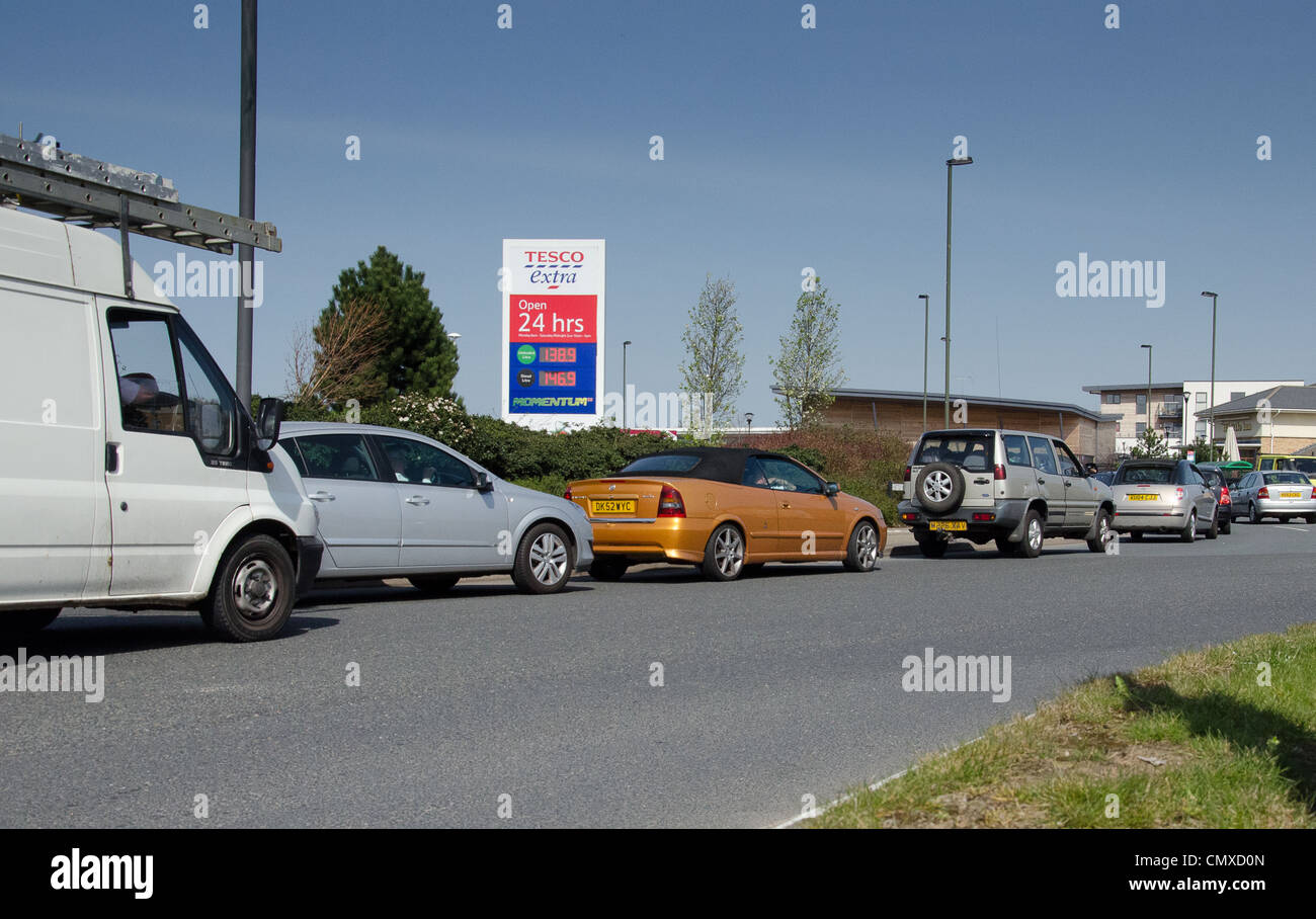 Petroleum road fuel tankers hi-res stock photography and images - Alamy