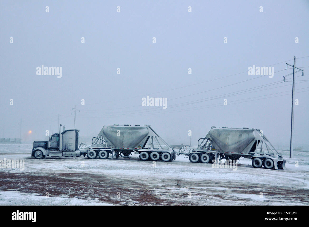 Truck parked storm hires stock photography and images Alamy