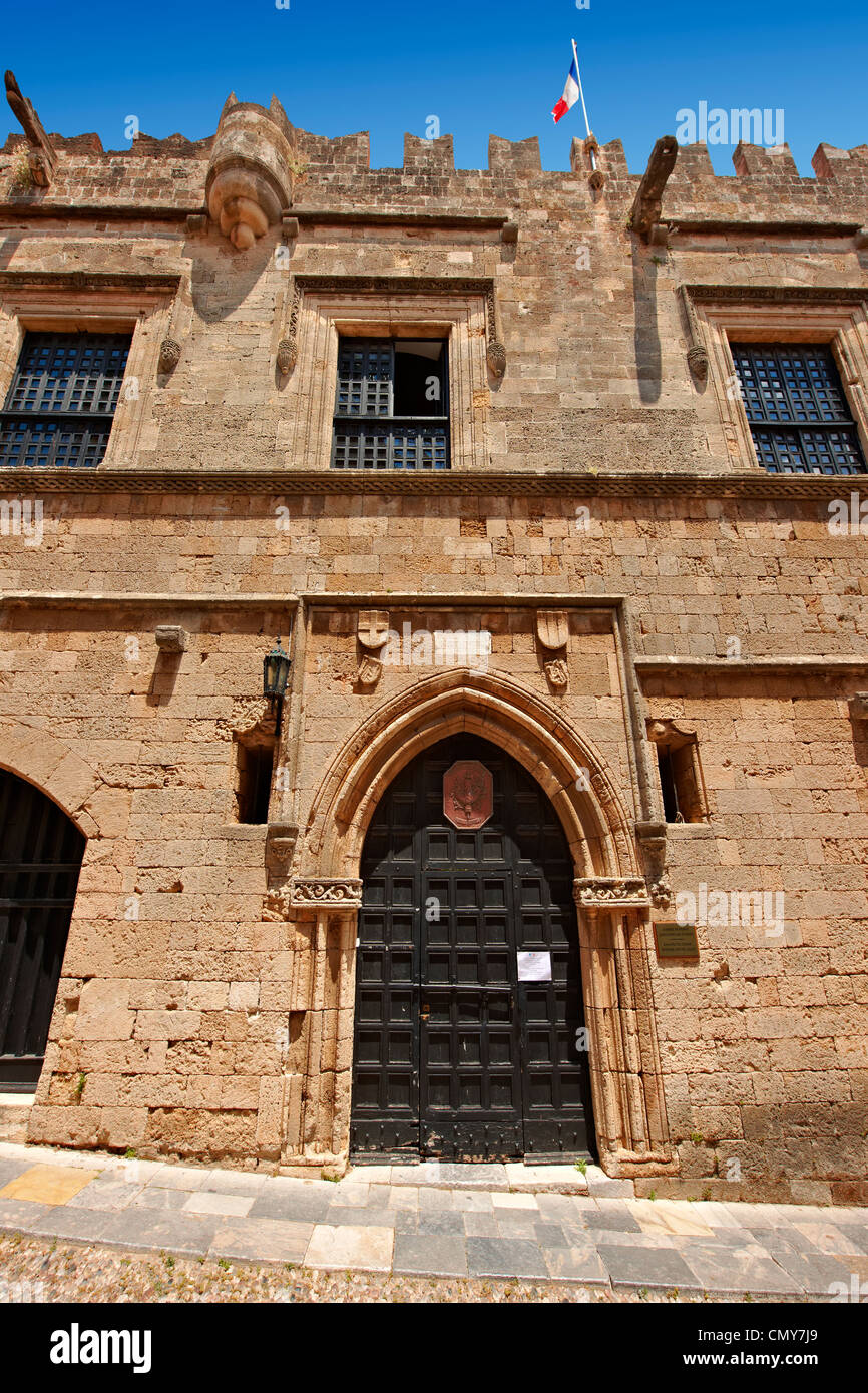 Entrance to the French speaking lodge of Knights, today the French