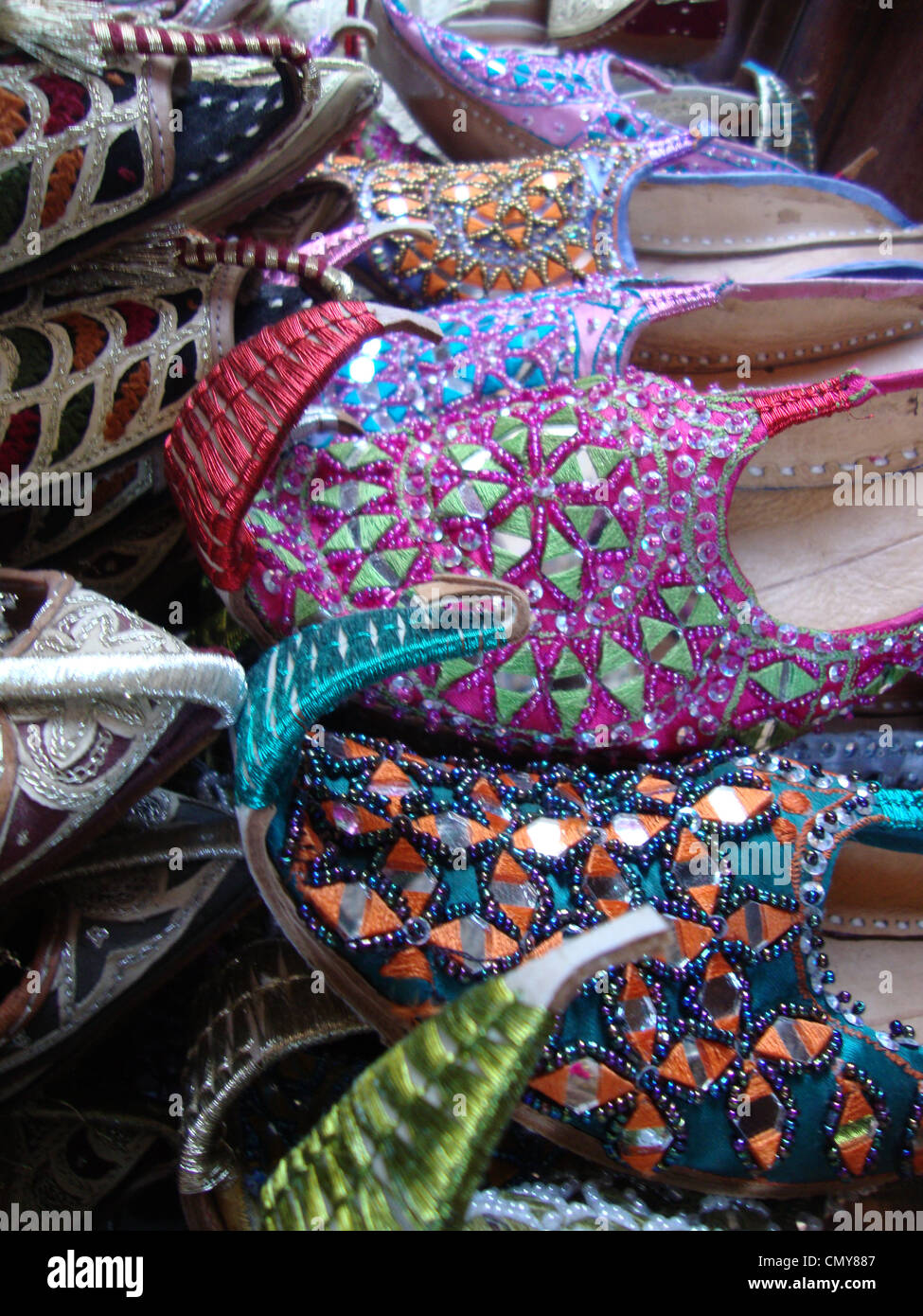 Textile Souk, Shoes, Dubai, Unite Arab Emirates Stock Photo Alamy