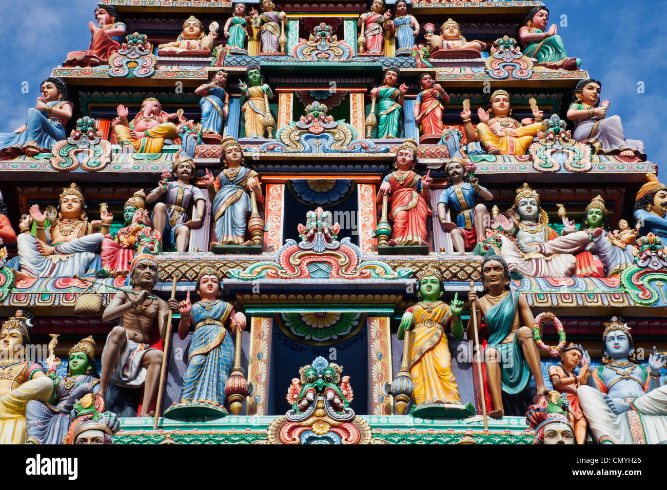 Singapore, Sri Mariamman Temple, Indian Deities Adorning Main Gateway Stock Photo