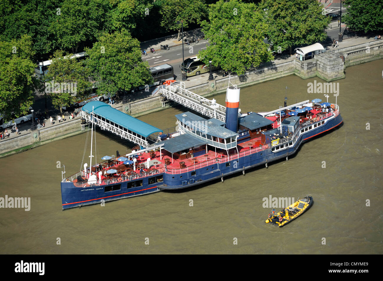 United Kingdom, London, Thames, PS Tattershall Castle boat converted into a Floating Pub and Restaurant Stock Photo
