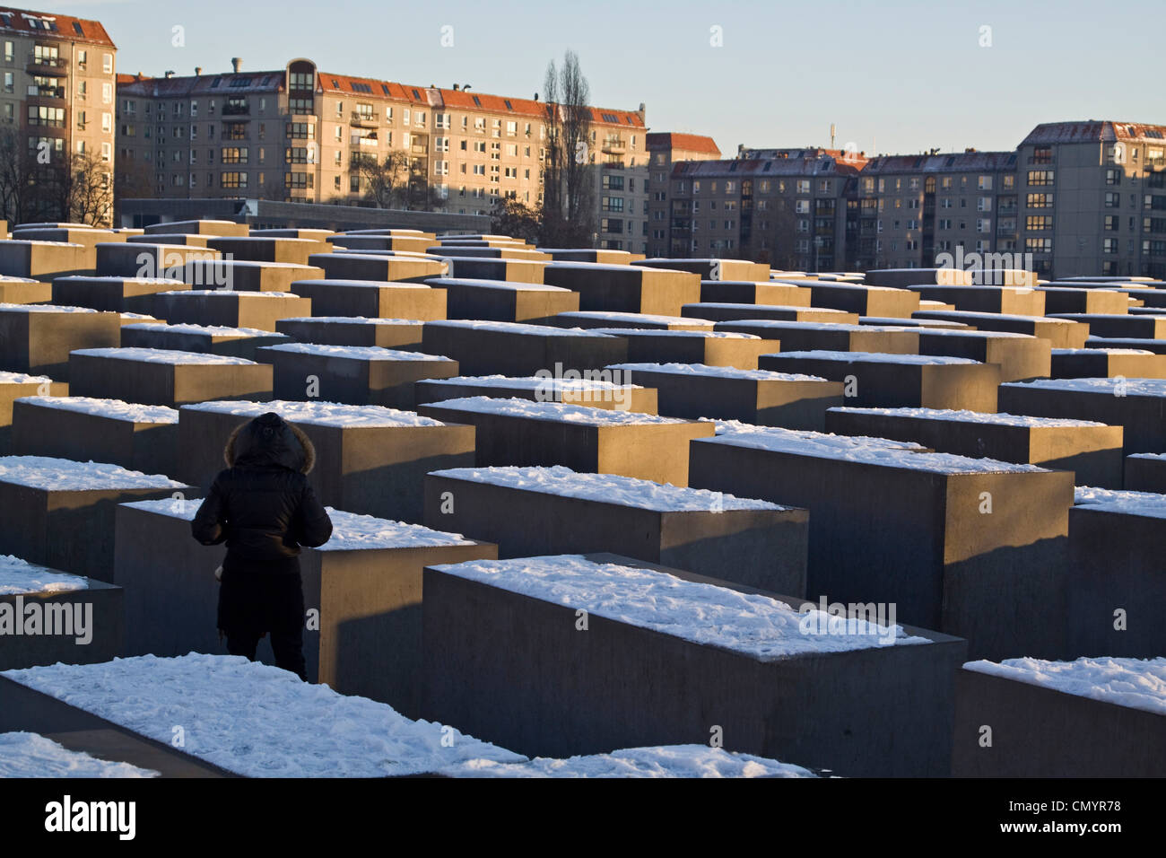 Berlin Holocaust Memorial in winter, Beton stelen by architect Peter Eisenmann Stock Photo