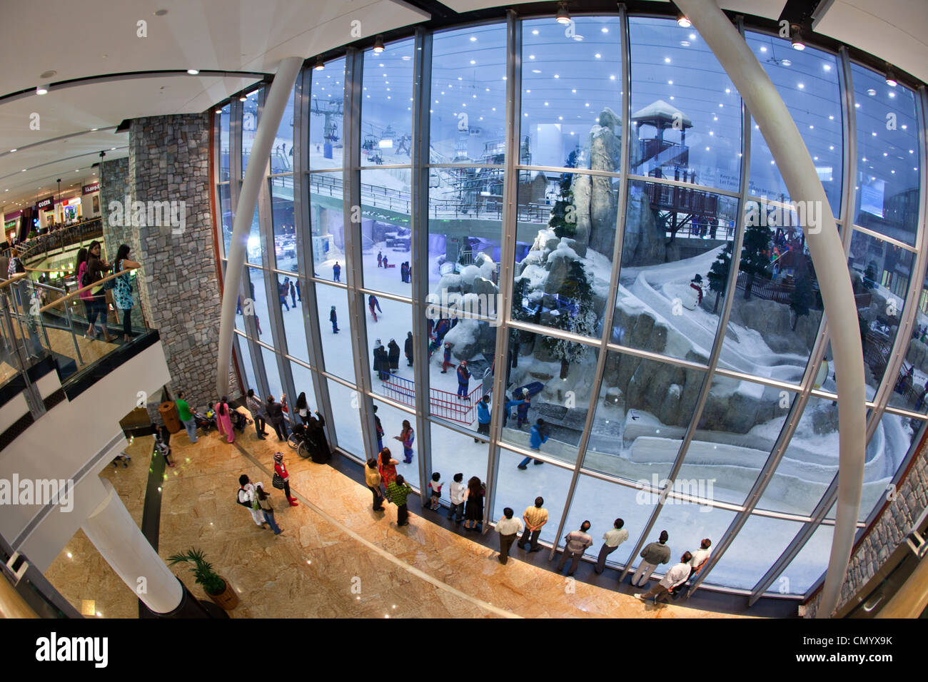 Dubai Mall of Emirates Ski dubai, Indoor skiing, United Arab Emirates, Arabian Peninsula, Middle East, Asia Stock Photo