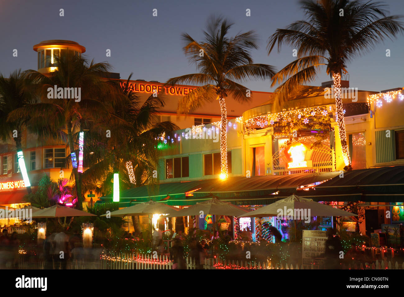Miami Beach Florida,Ocean Drive,Art Deco Historic District,New Year's Day,night evening,Mango's Tropical Cafe,al fresco sidewalk outside tables,dining Stock Photo