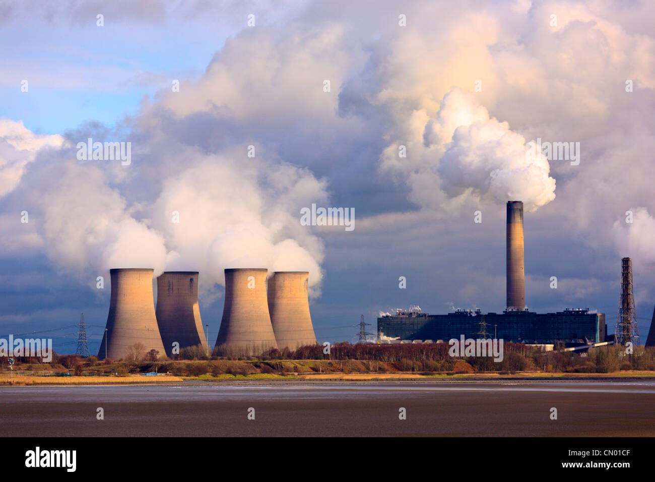 Coal Fired Power Station, Fiddlers Ferry, England Stock Photo