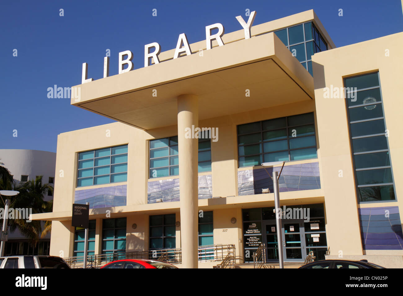 Magnus, Lethbridge Public Library