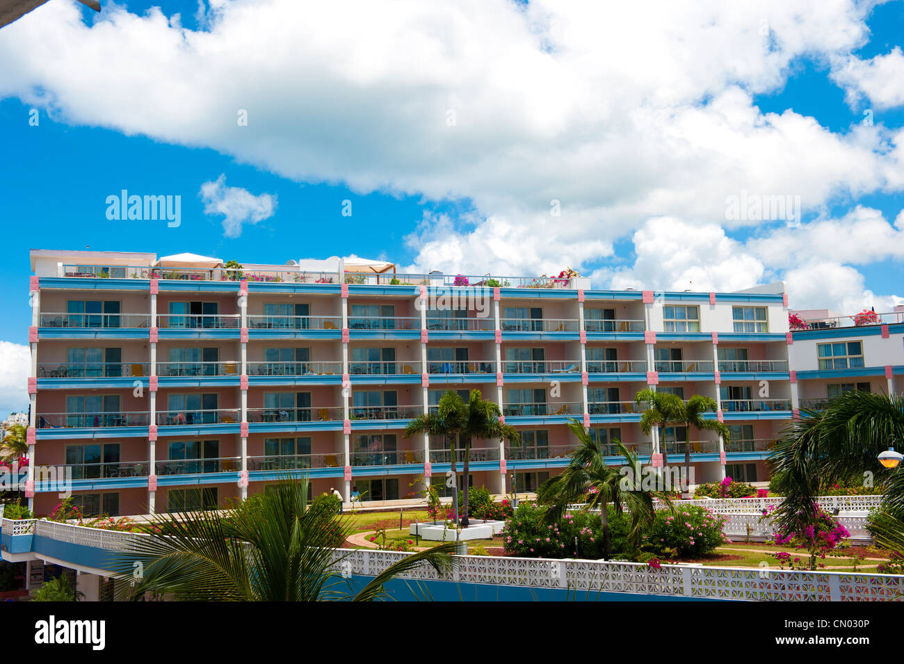Huge resort hi-res stock photography and images - Alamy