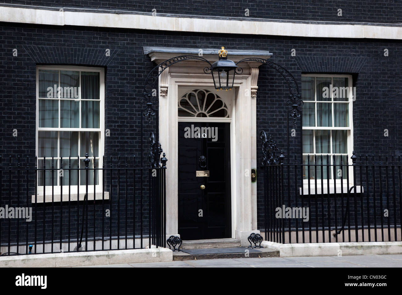 No. 10 Downing Street, front door, seat of the UK prime minister, London, England, UK Stock Photo