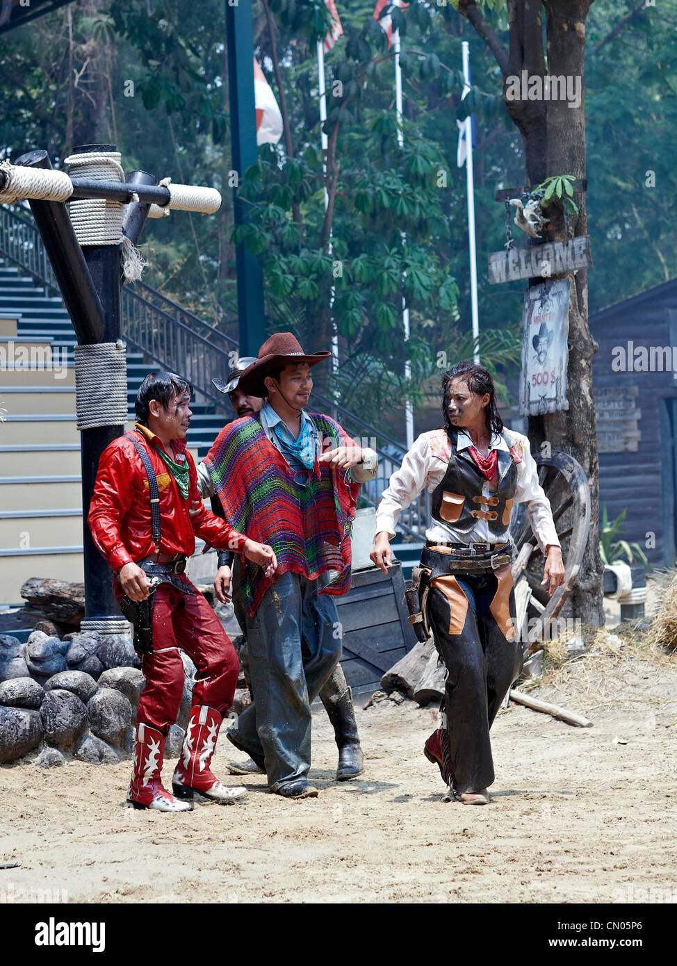 Cowgirls wild west hi-res stock photography and images - Alamy