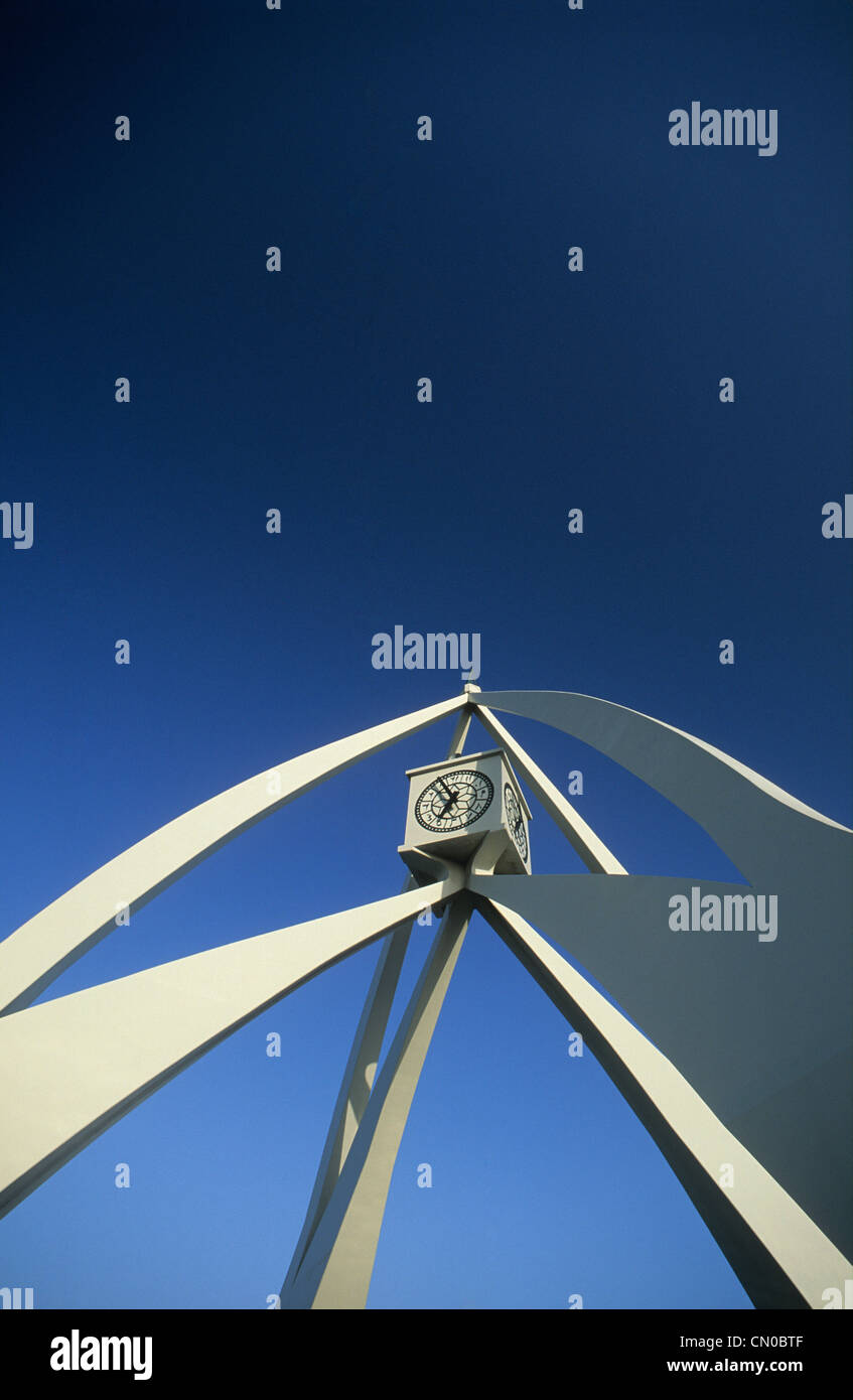 United Arab Emirates, Middles East, Dubai, The clock tower roundabout, one of the landmarks in