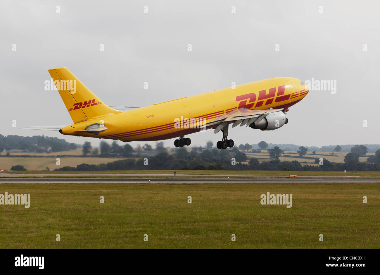 Dhl Logistik High Resolution Stock Photography and Images - Alamy
