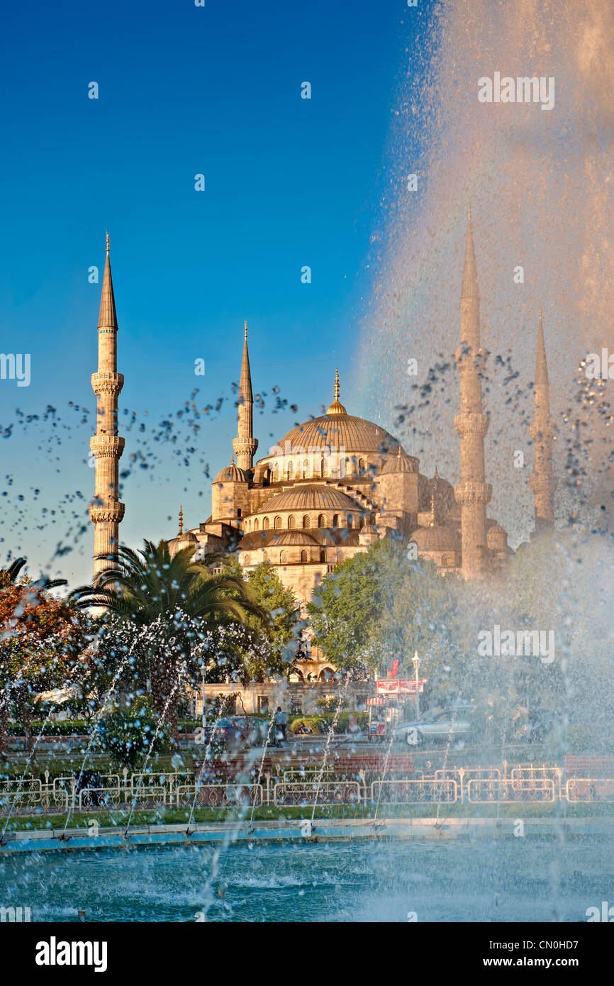 The Blue Mosque ( Sultanahmet Camii ) Istanbul, Turkey Stock Photo - Alamy