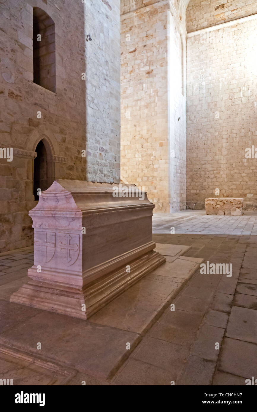 Flor da Rosa Monastery. Belonged to the Hospitaller Knights. Gothic Church nave and tomb of Dom Alvaro Gonçalves Pereira. Stock Photo