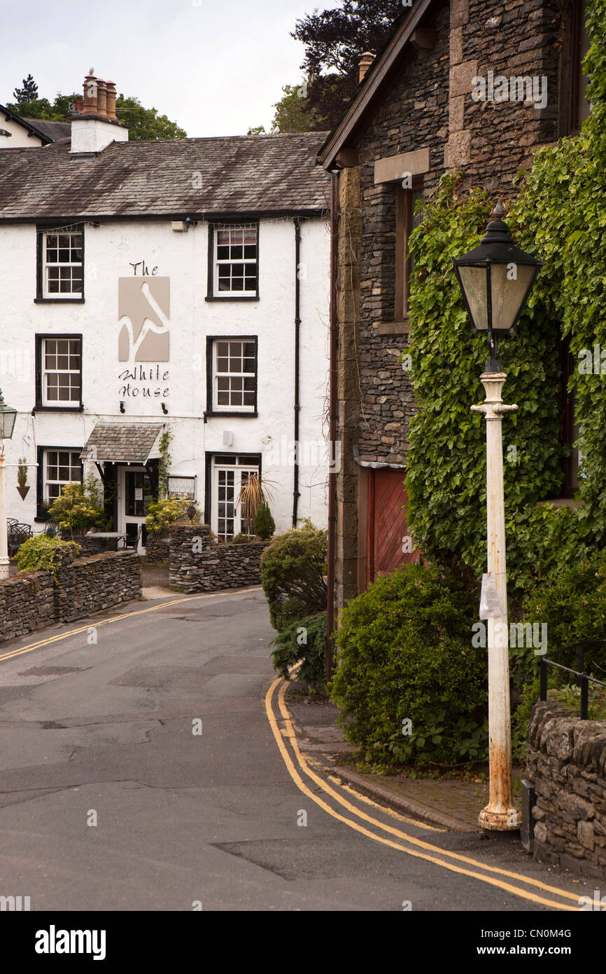 UK, Cumbria, Bowness on Windermere, Fallbarrow Road, White House Pub Stock Photo