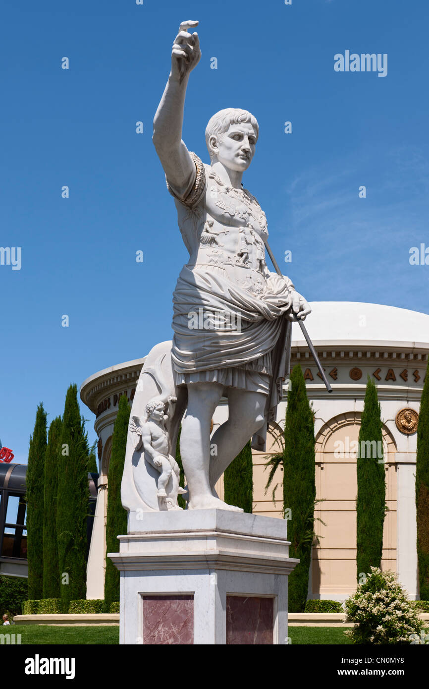 Statue at caesars palace hires stock photography and images Alamy
