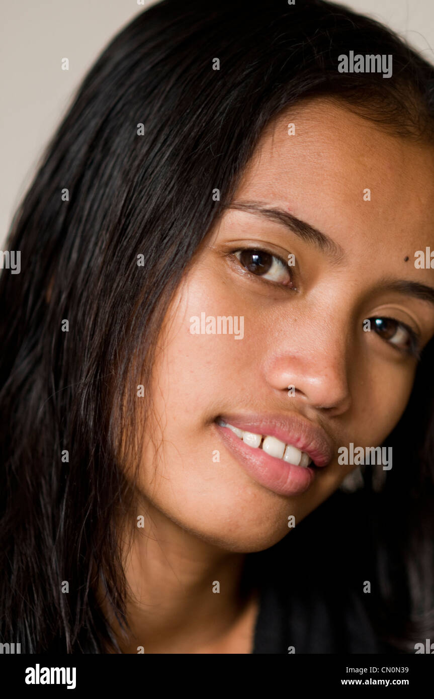portrait of a young Asian woman Stock Photo - Alamy