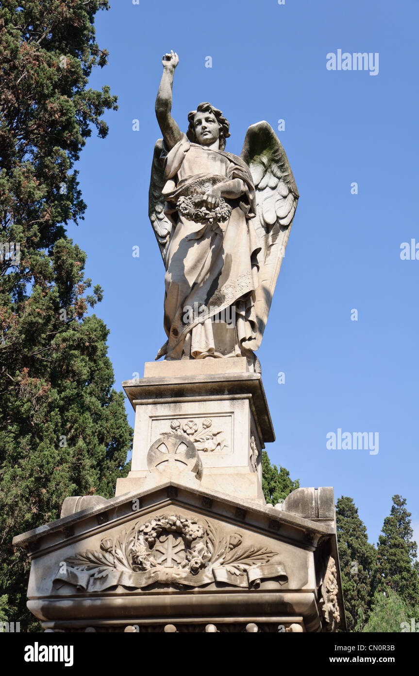 Sculpture angel cemetery montjuic barcelona hi-res stock photography ...