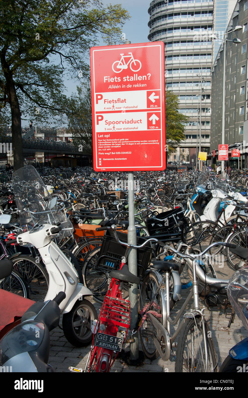 Bike parking central station amsterdam hires stock photography and