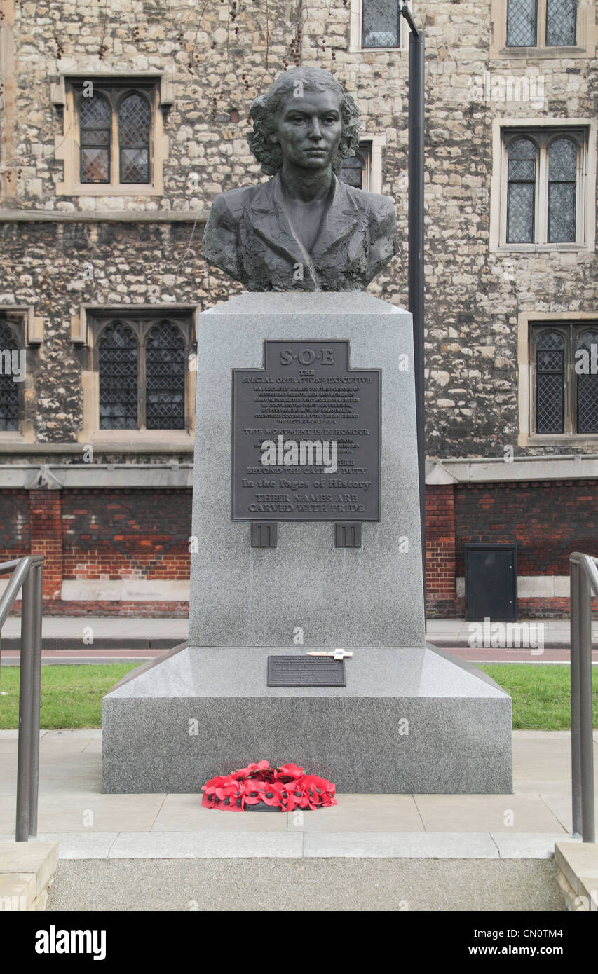 Sculpture of Violette Szabo on The Maquis French Resistance Fighters of World War II memorial, Lambeth Palace Road, London, UK. Stock Photo