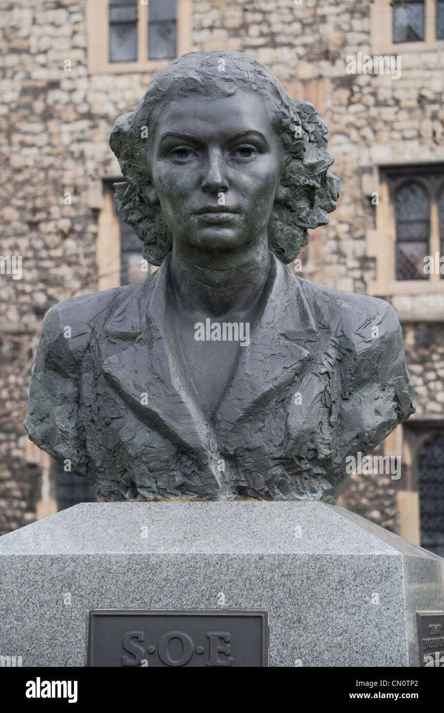 Sculpture of Violette Szabo on The Maquis French Resistance Fighters of World War II memorial, Lambeth Palace Road, London, UK. Stock Photo