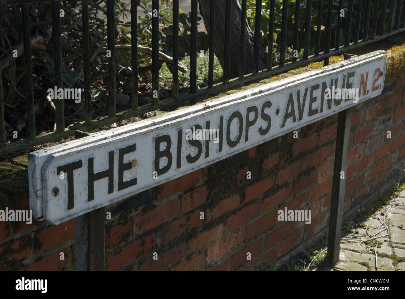 The Avenue Hampstead north London N2 UK. HOMER SYKES Stock