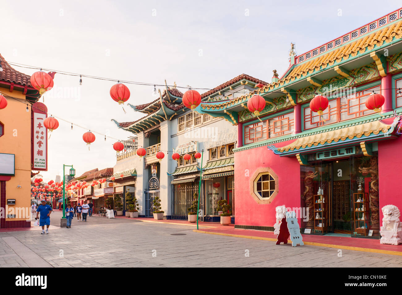 Chinatown central Plaza, Los Angeles Stock Photo Alamy