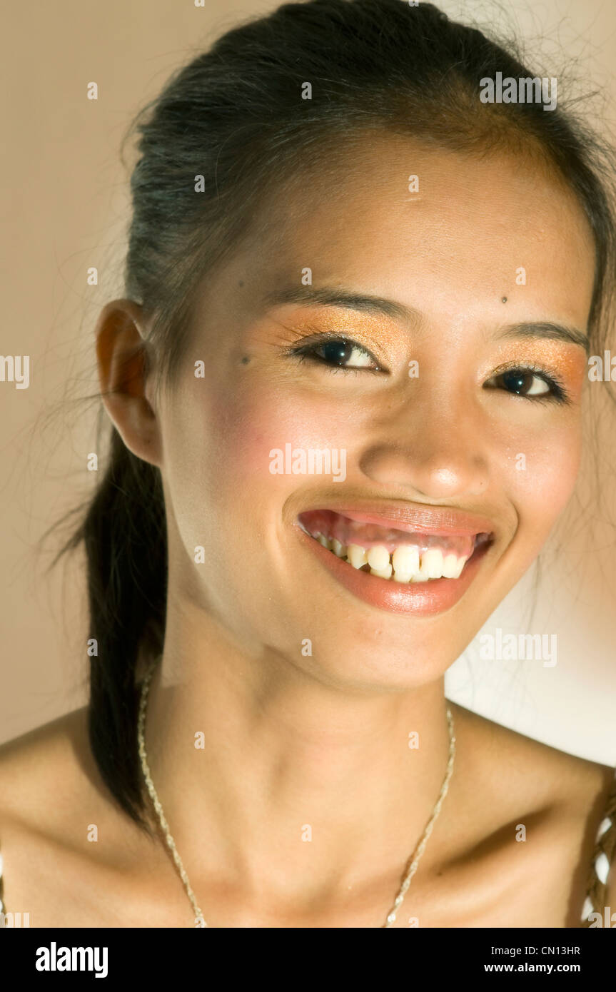 portrait of a young Asian woman Stock Photo - Alamy