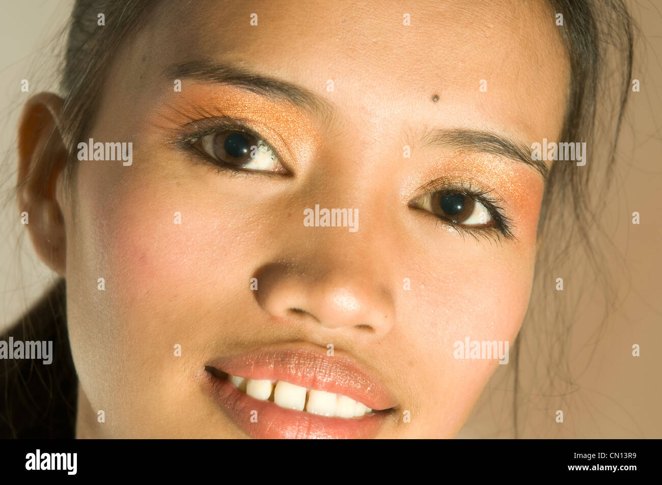 portrait of a young Asian woman Stock Photo - Alamy