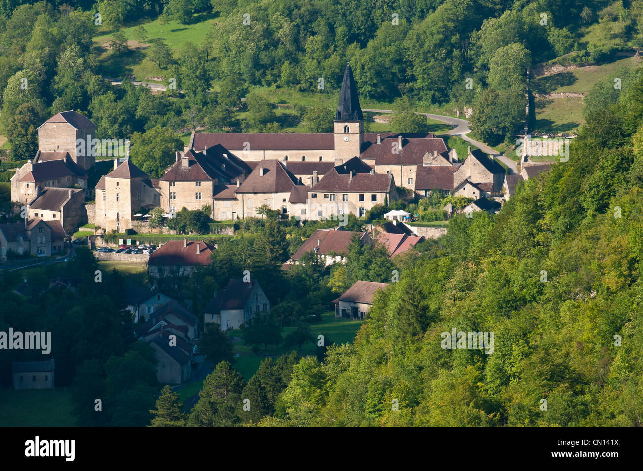 France, Jura, Baume les Messieurs, labeled Les Plus Beaux Villages de France (The Most Beautiful Villages of France), dominated Stock Photo