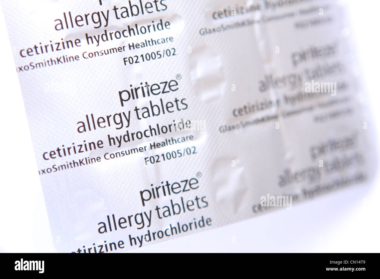 Piriteze Allergy Tablets foil packet containing "Cetirizine Hydrochloride  Stock Photo - Alamy