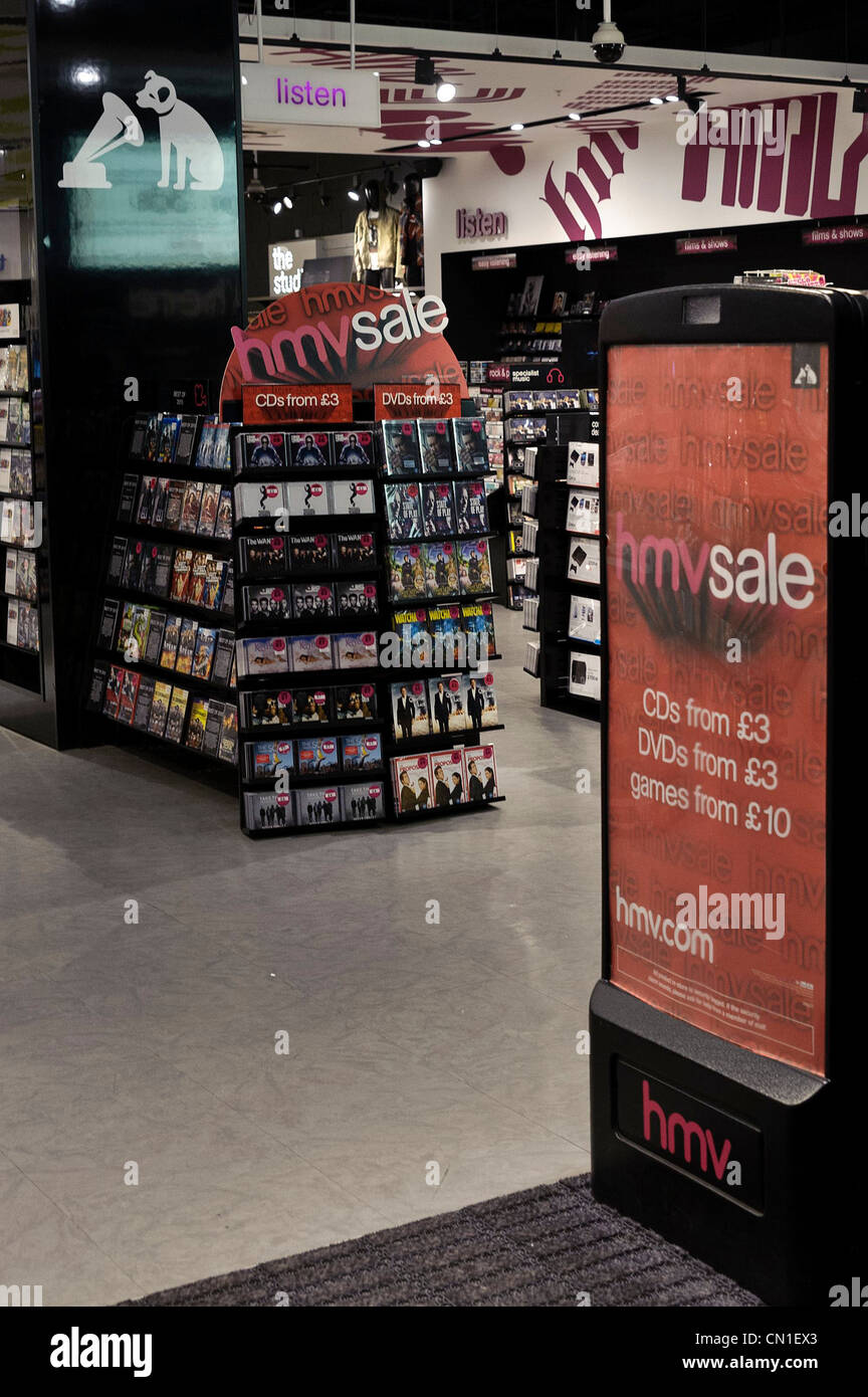 06/01/2011. 60 HMV stores face the threat of closure following poor sales over Christmas due to poor Weather. Sales of the HMV chain fell by 13.3pc over the ten weeks to January 1. This Worthing store opened in September 2009.  Picture credit should read: Julie Edwards Stock Photo