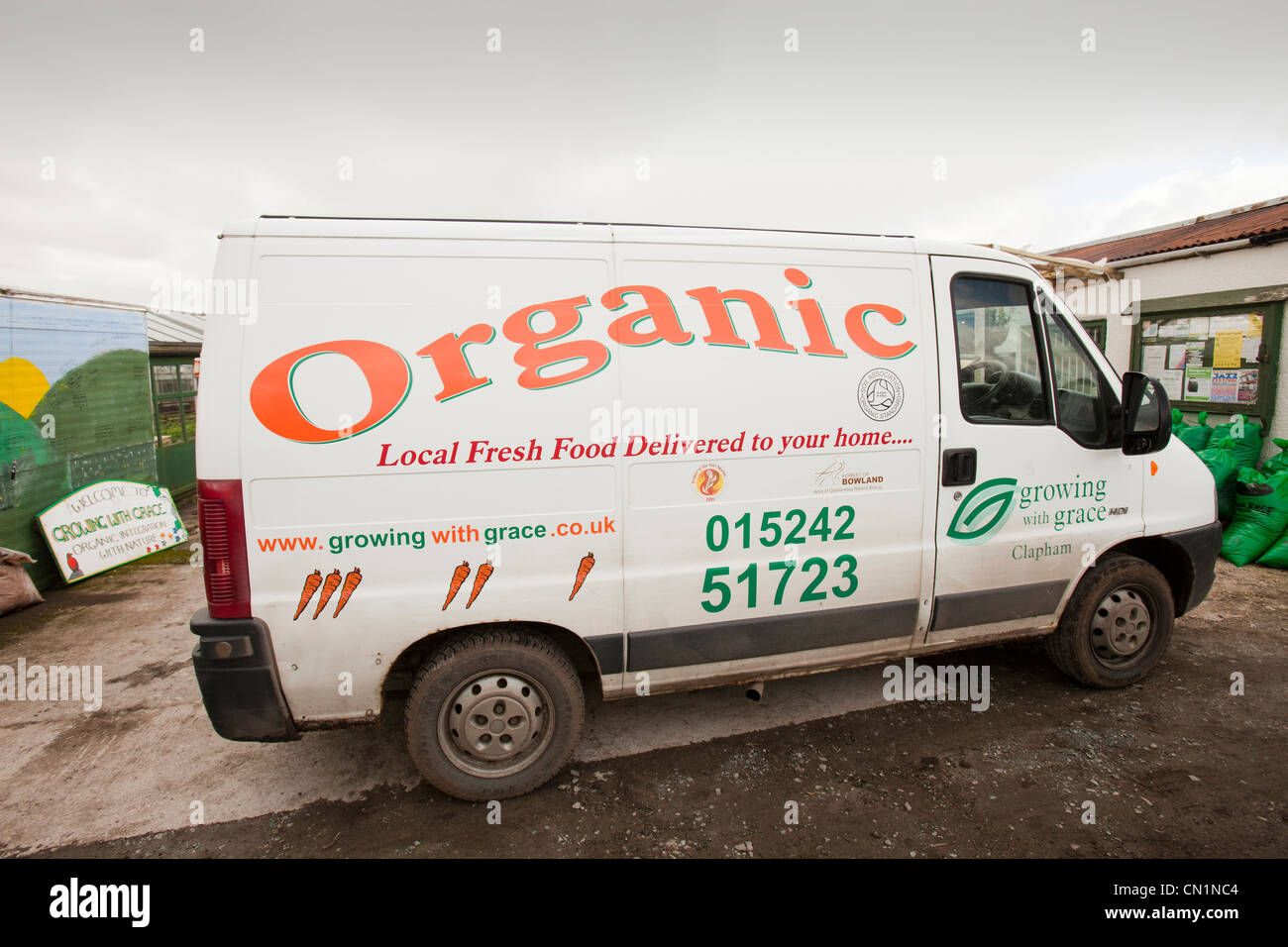 Fruit and veg box delivery hires stock photography and images Alamy