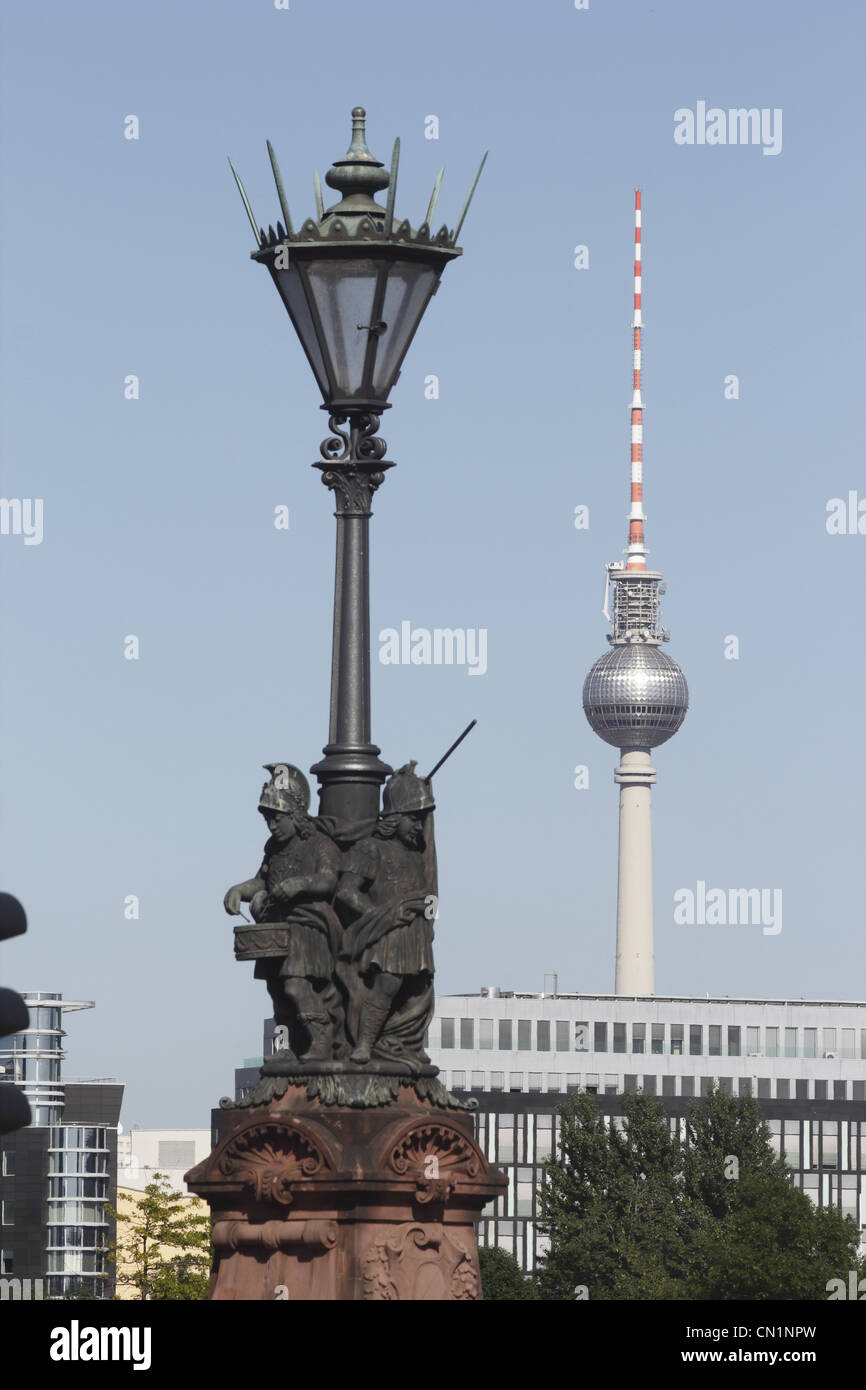 Berlin Mitte Moltke Brücke Moltke Bruecke Moltke Bridge Stock Photo